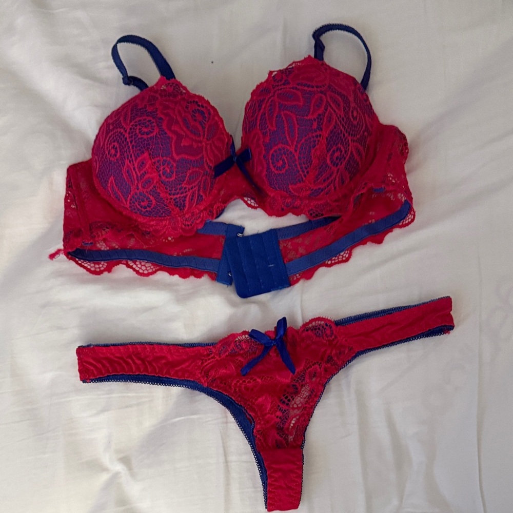 Lace Push-Up Bra & Thong Set in Red and Navy